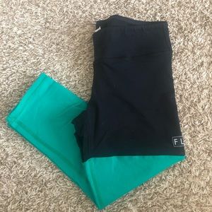 Fleo Cropped Leggings, Medium